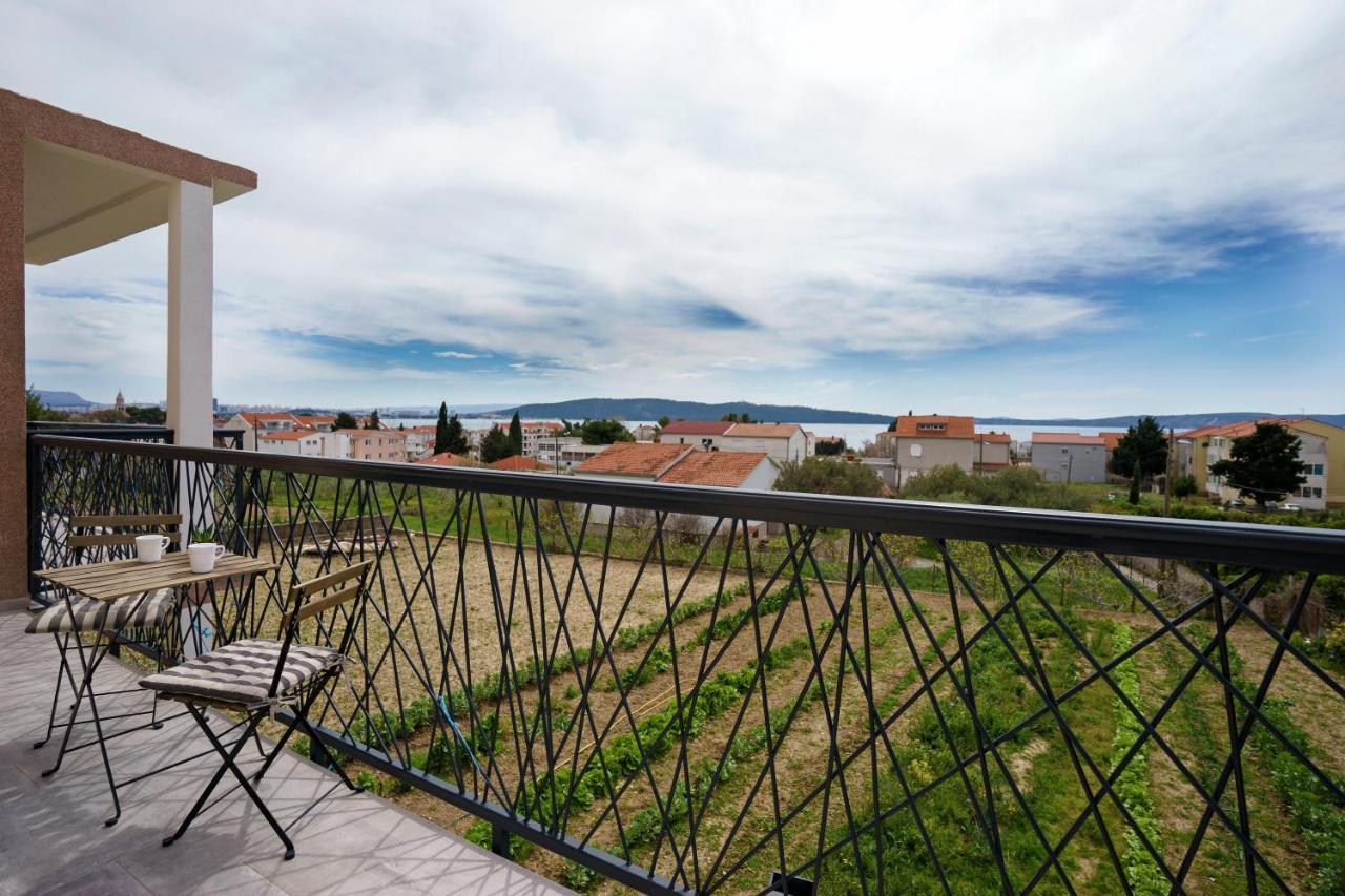 4-Star Apartments Bianco Kaštela المظهر الخارجي الصورة